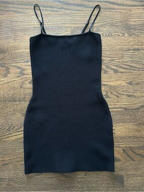 Aritzia Babaton Sculpt Knit Cami Dress Black Ribbed Mini Bodycon Size M